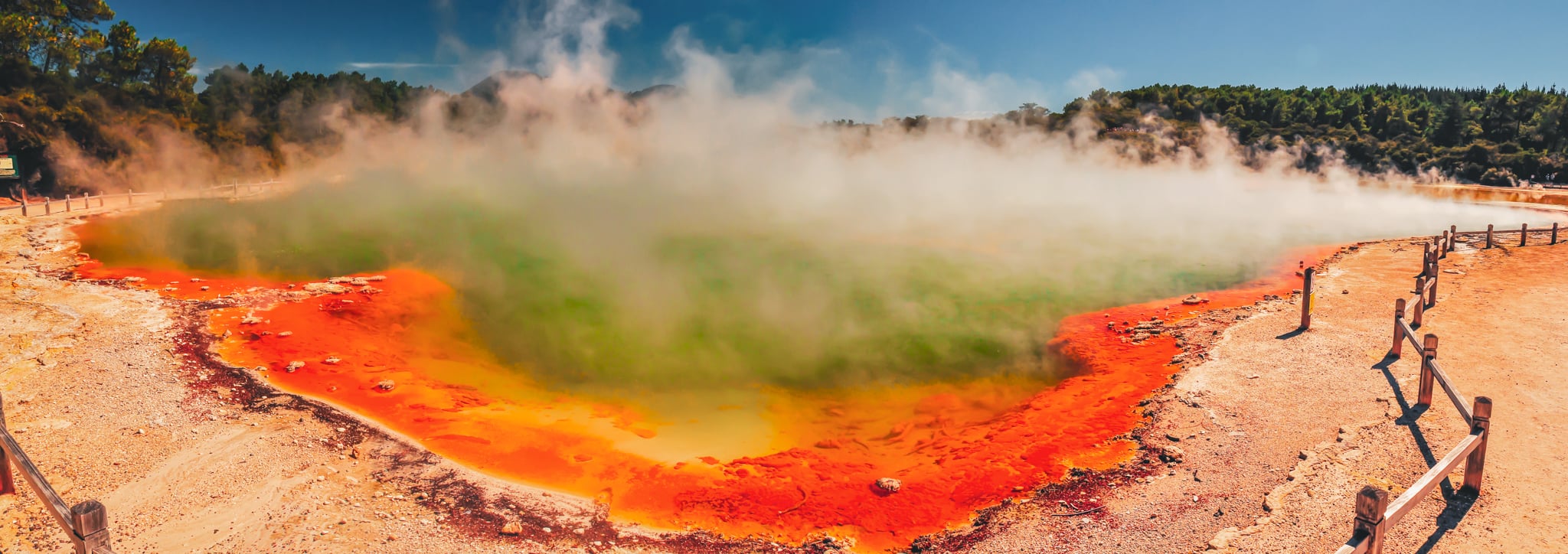 Wai-o-tapu coloured lakes, New Zealand