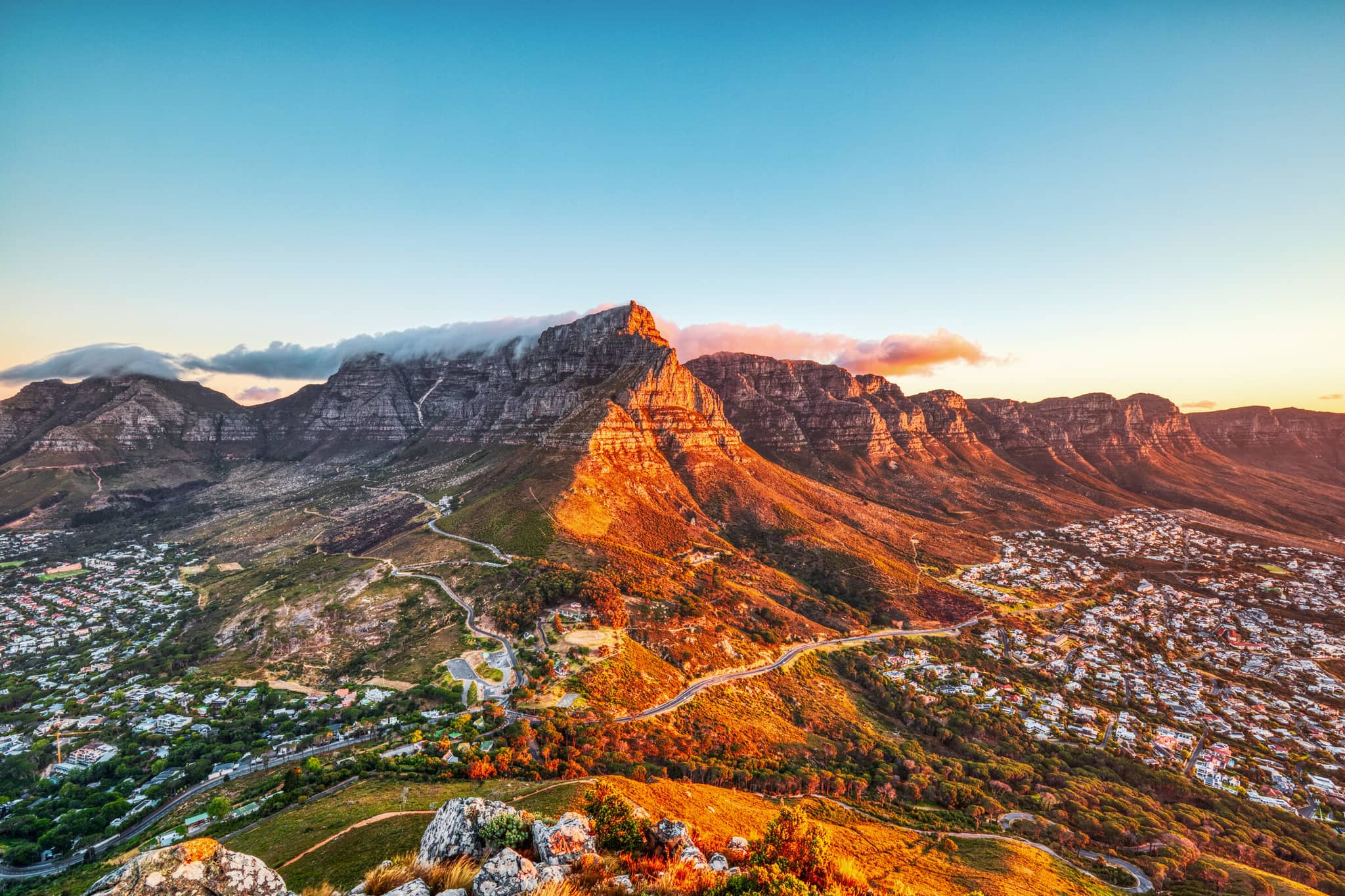 Essential Southern Africa gallery Gallery South Africa Cape Town Panorama GettyImages 2200672253