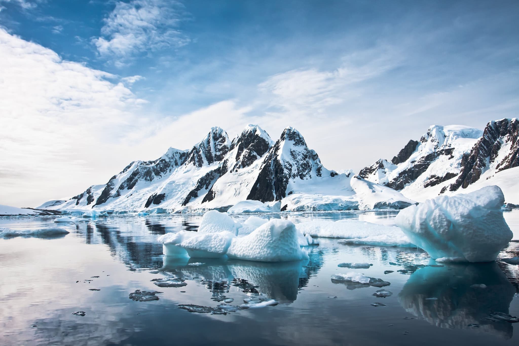 Antarctica hero image