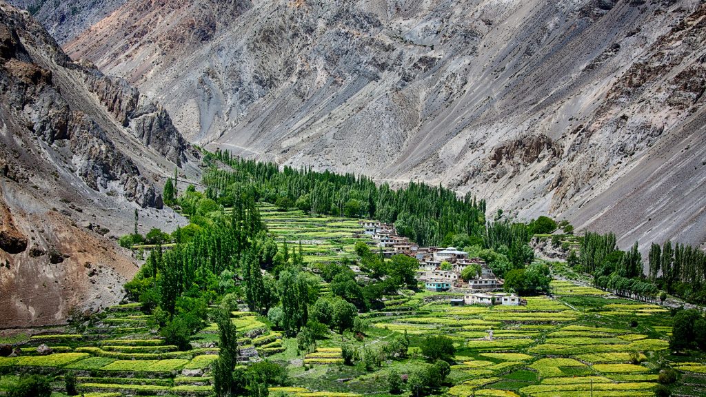 Hunza Valley Tours/Trips: Travel Pakistan & Karakoram Highway