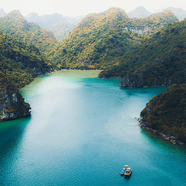 Vietnam, Halong Bay